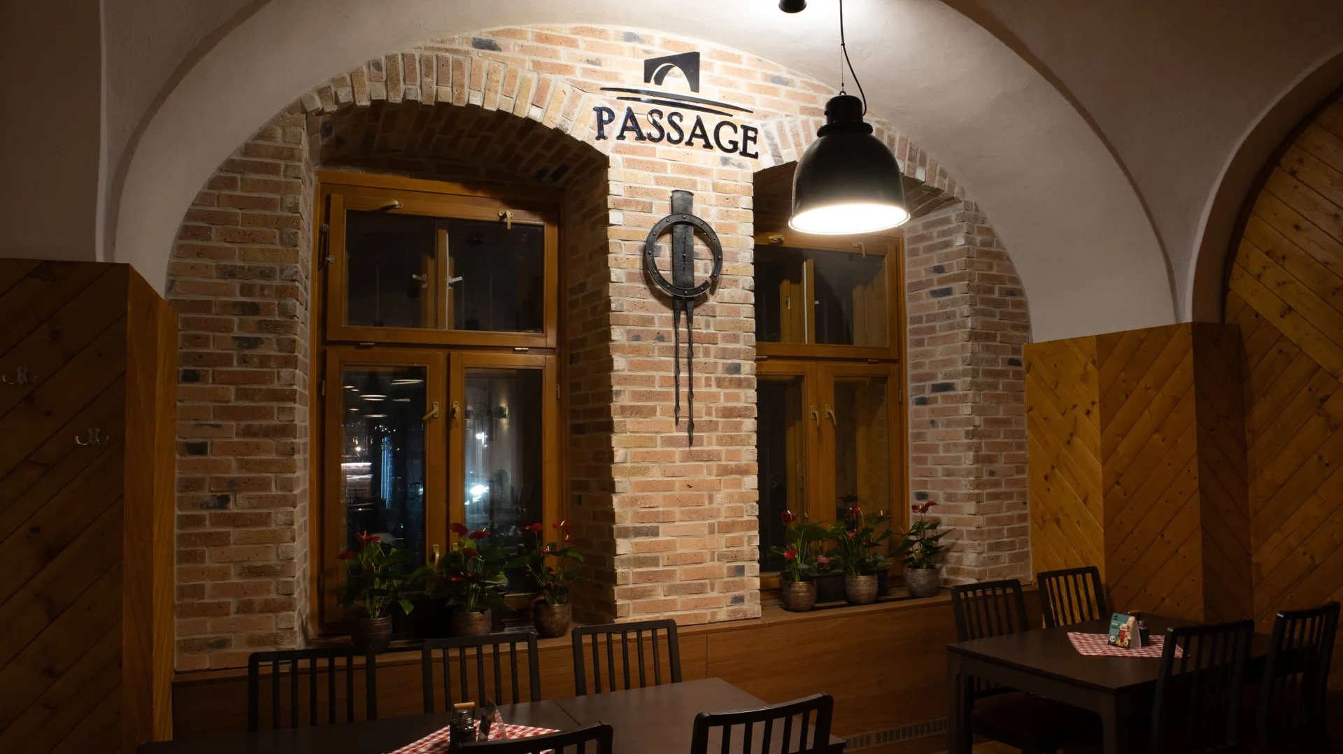 Posedenie v pizzerii – Pokojné miesto na obed aj večeru. Pizzeria Passage Košice