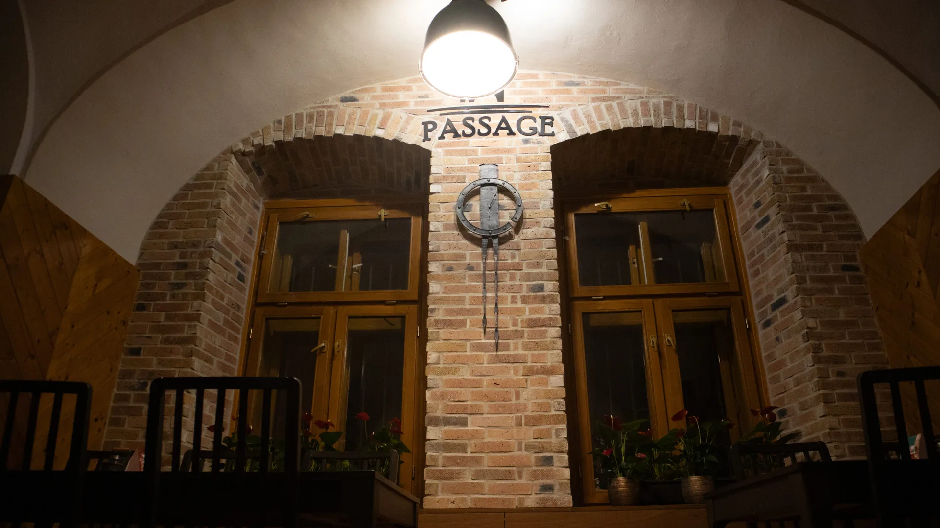 Klenuté priestory – Historické klenby v centre Košíc. Pizzeria Passage Košice